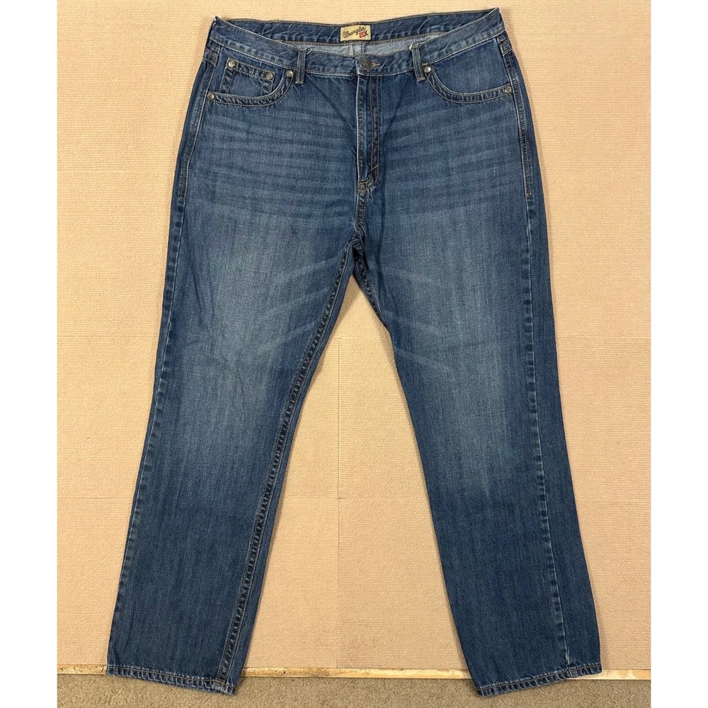 Wrangler 20X Jeans Mens 38x34 Style 33 Extreme Relaxed Fit Medium Wash Denim